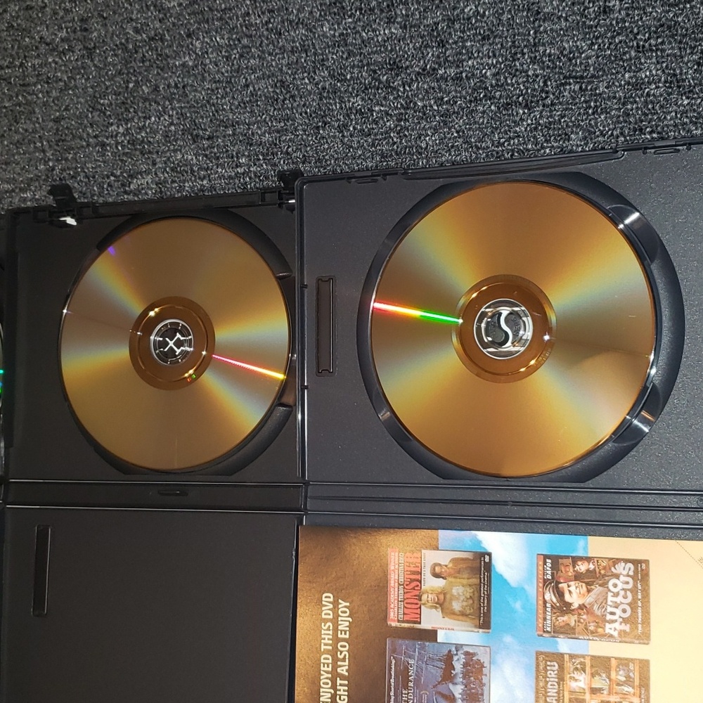 Multiple DVD's - Picture 4 of 9